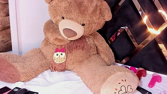 Snapshot of Ebony_beautifull chatting on 02/07/25, 02:08 Ebony beautifull online show from 02/07/25, 02:08