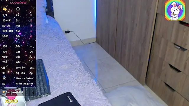 Snapshot of Maiaa_evans chatting on 02/10/25, 01:24 Maiaa evans online show from 02/10/25, 01:24