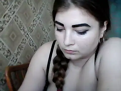 Snapshot of Elizabeth_Meow chatting on 03/05/25, 03:07 Elizabeth Meow online show from 03/05/25, 03:07