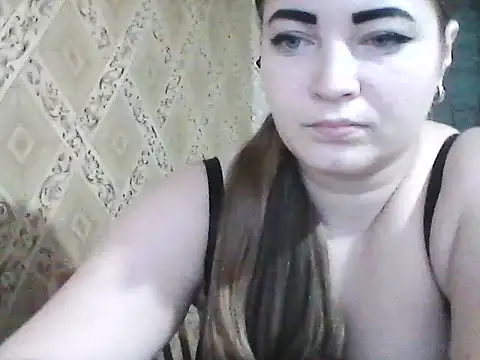 Snapshot of Elizabeth_Meow chatting on 12/01/25, 06:18 Elizabeth Meow online show from 12/01/25, 06:18