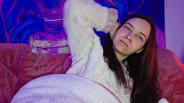 Snapshot of Cyndee_Winter chatting on 01/21/25, 10:51 Cyndee Winter online show from 01/21/25, 10:51