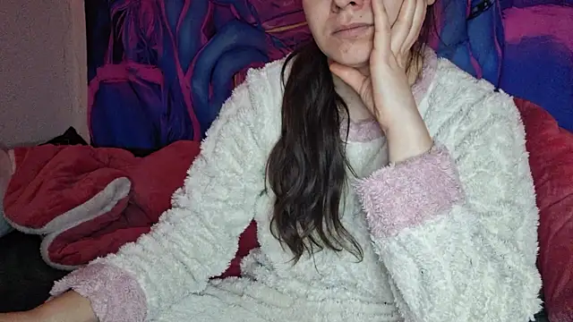 Snapshot of Cyndee_Winter chatting on 02/04/25, 07:55 Cyndee Winter online show from 02/04/25, 07:55