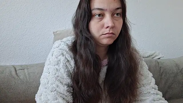 Snapshot of Cyndee_Winter chatting on 09/28/25, 07:47 Cyndee Winter online show from 09/28/25, 07:47