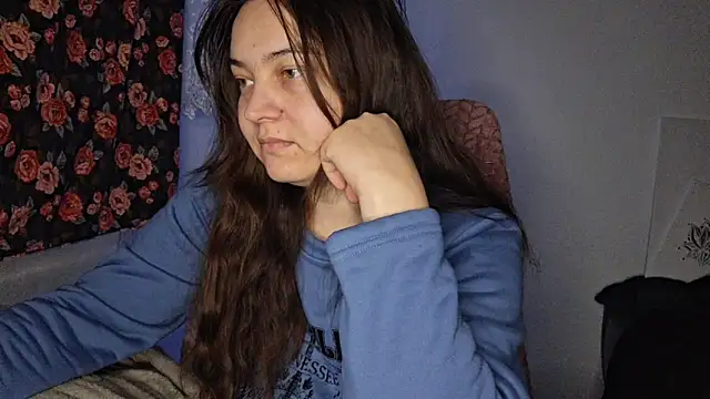 Snapshot of Cyndee_Winter chatting on 02/01/26, 04:16 Cyndee Winter online show from 02/01/26, 04:16