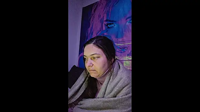 Snapshot of Cyndee_Winter chatting on 03/18/26, 07:39 Cyndee Winter online show from 03/18/26, 07:39