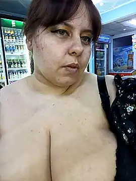 Snapshot of diamond190896 chatting on 02/18/25, 09:42 diamond190896 online show from 02/18/25, 09:42