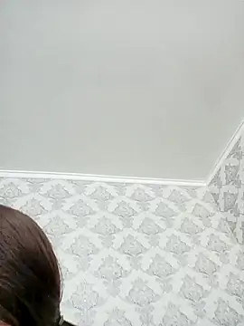 Snapshot of diamond190896 chatting on 03/21/25, 10:39 diamond190896 online show from 03/21/25, 10:39