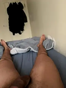 Snapshot of furkanktyAcalea chatting on 11/18/25, 02:21 furkanktyAcalea online show from 11/18/25, 02:21