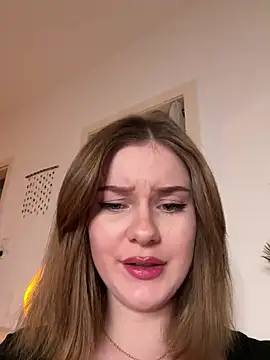 Snapshot of MaribelRiver chatting on 02/13/25, 05:54 MaribelRiver online show from 02/13/25, 05:54