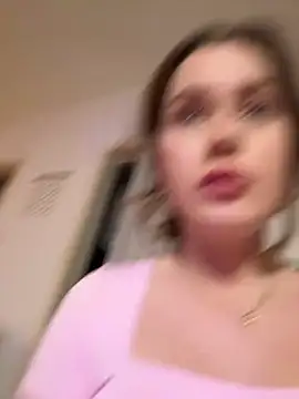 Snapshot of MaribelRiver chatting on 02/27/25, 12:21 MaribelRiver online show from 02/27/25, 12:21