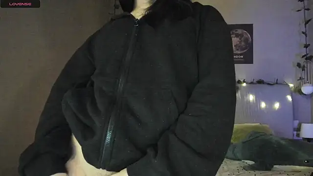 Anisawithlove online show from 12/13/24, 08:58