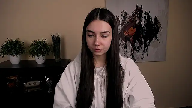 Lili magic online show from 11/13/25, 01:10