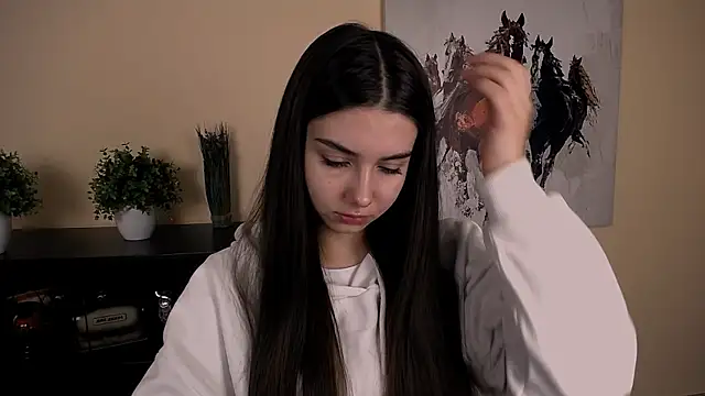 Lili magic online show from 12/05/25, 10:35