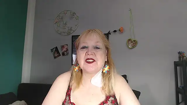 Snapshot of Blasflittchen chatting on 03/20/26, 10:31 Blasflittchen online show from 03/20/26, 10:31
