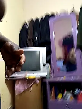 Snapshot of pretty_amaal chatting on 03/05/25, 05:40 pretty amaal online show from 03/05/25, 05:40