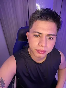 Snapshot of Niicky1_ chatting on 04/01/26, 02:25 Niicky1 online show from 04/01/26, 02:25