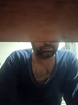 Snapshot of lund_lol chatting on 02/21/25, 04:48 lund lol online show from 02/21/25, 04:48
