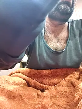 lund lol online show from 12/17/25, 01:55