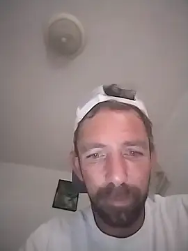 Snapshot of Treemandude chatting on 01/11/26, 04:34 Treemandude online show from 01/11/26, 04:34