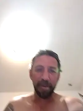 Snapshot of Treemandude chatting on 01/13/26, 01:33 Treemandude online show from 01/13/26, 01:33