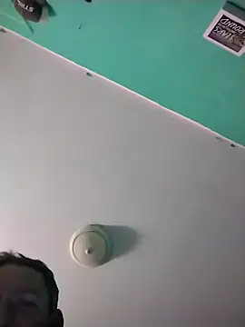 Snapshot of Treemandude chatting on 03/14/26, 09:15 Treemandude online show from 03/14/26, 09:15