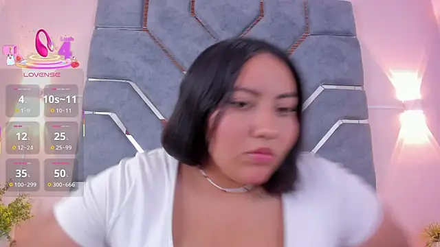 LucciaPorter online show from 11/28/25, 09:17