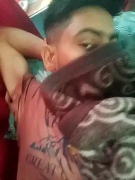 Snapshot of snigdha25 chatting on 10/24/25, 08:00 snigdha25 online show from 10/24/25, 08:00