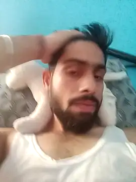 Snapshot of snigdha25 chatting on 11/11/25, 05:29 snigdha25 online show from 11/11/25, 05:29