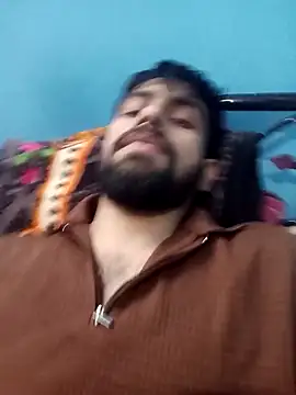 Snapshot of snigdha25 chatting on 11/18/25, 04:44 snigdha25 online show from 11/18/25, 04:44