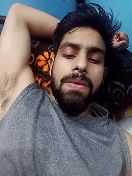 Snapshot of snigdha25 chatting on 11/19/25, 04:29 snigdha25 online show from 11/19/25, 04:29