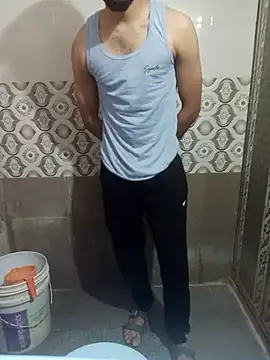 Snapshot of snigdha25 chatting on 12/22/25, 05:54 snigdha25 online show from 12/22/25, 05:54