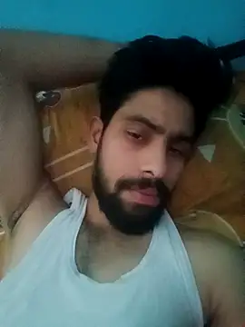 Snapshot of snigdha25 chatting on 01/08/26, 05:43 snigdha25 online show from 01/08/26, 05:43