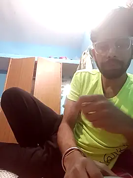 Snapshot of snigdha25 chatting on 02/01/26, 05:33 snigdha25 online show from 02/01/26, 05:33