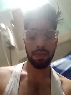 Snapshot of snigdha25 chatting on 03/08/26, 04:00 snigdha25 online show from 03/08/26, 04:00