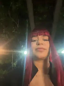 Snapshot of RavenM8 chatting on 11/27/25, 12:56 RavenM8 online show from 11/27/25, 12:56