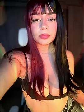 Snapshot of RavenM8 chatting on 01/16/26, 01:09 RavenM8 online show from 01/16/26, 01:09