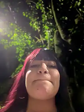 Snapshot of RavenM8 chatting on 01/17/26, 01:54 RavenM8 online show from 01/17/26, 01:54