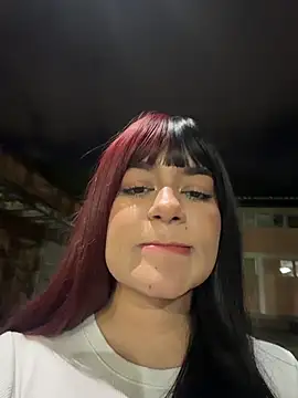 Snapshot of RavenM8 chatting on 02/18/26, 12:50 RavenM8 online show from 02/18/26, 12:50