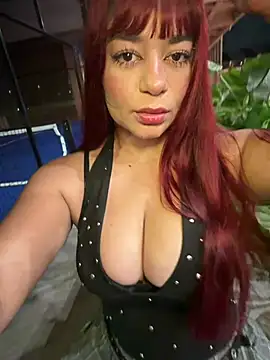 Snapshot of RavenM8 chatting on 03/14/26, 01:01 RavenM8 online show from 03/14/26, 01:01