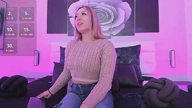 isabella simons online show from 11/21/25, 02:32