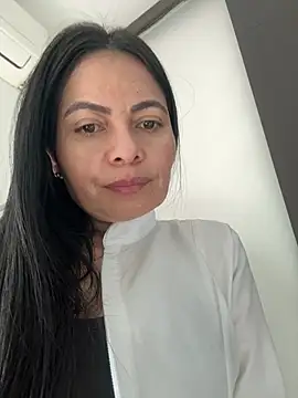 Snapshot of Janna099 chatting on 02/19/25, 04:00 Janna099 online show from 02/19/25, 04:00