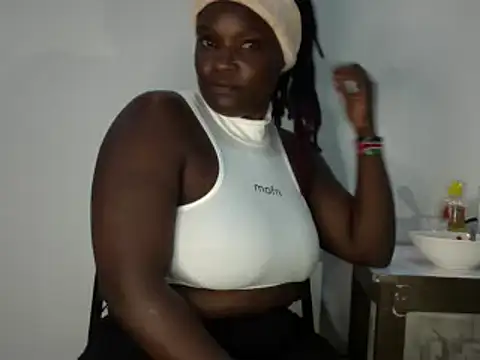 Snapshot of Nevvy_Pretty chatting on 01/30/25, 05:28 Nevvy Pretty online show from 01/30/25, 05:28