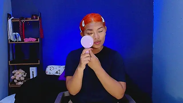 Snapshot of JadaRoberts chatting on 02/06/25, 12:37 JadaRoberts online show from 02/06/25, 12:37