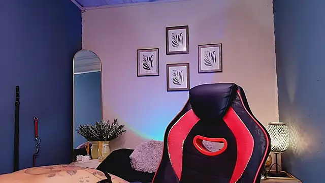 Snapshot of JadaRoberts chatting on 01/19/26, 12:20 JadaRoberts online show from 01/19/26, 12:20