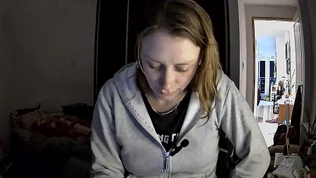 Snapshot of stupid_babybird chatting on 09/12/25, 10:43 stupid babybird online show from 09/12/25, 10:43