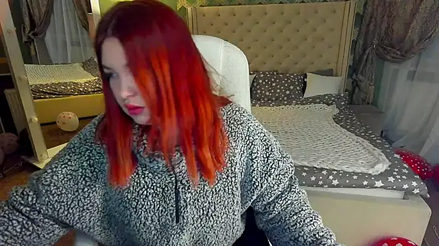 RosieMoons online show from 02/25/25, 07:47