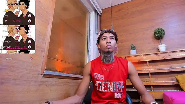 sexy blacks  online show from 02/03/25, 11:31