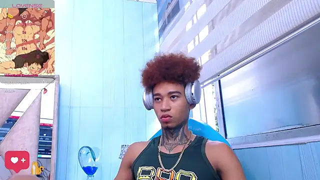 sexy blacks  online show from 03/05/25, 03:29