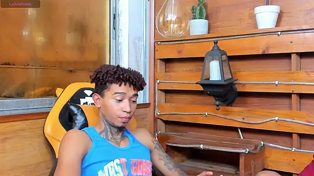 sexy blacks  online show from 09/18/25, 11:56