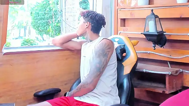 sexy blacks  online show from 09/22/25, 11:34